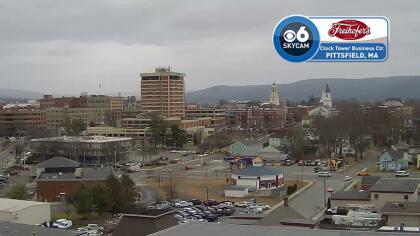 Pittsfield - Panorama, Massachusetts (usa) - Kamery Internetowe, Webcams